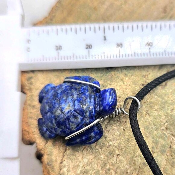 Nature Lapis Lazuli Carved Cute Turtle Wire Wrapped Pendant Necklace - Picture 9 of 10